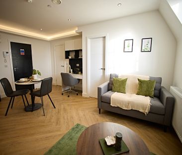 Apt 0202, Live Oasis Eastgate - Photo 4
