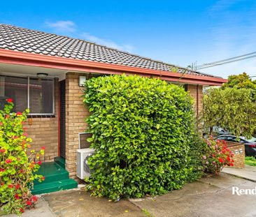 NEAT ONE BEDROOM IN GREAT LOCATION! - Photo 4