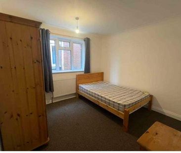 Portswood Avenue, Southampton, SO17 - Photo 3