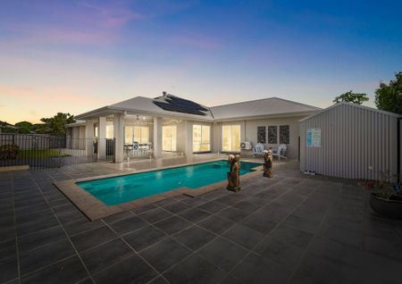 For Lease: Modern Family Home with Solar Panels in Prime Murrumba Downs Location - Photo 3