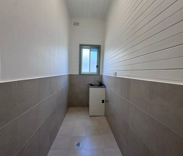 Three Bedroom Home in Branxton! - Photo 1