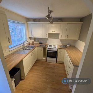 2 bedroom terraced house to rent - Photo 3