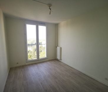 Appartement situé à Tours proche de toutes les commodités: commerces, écoles et bus. - Photo 4