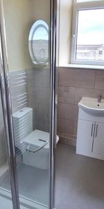 1 bedroom private hall to rent - Photo 4