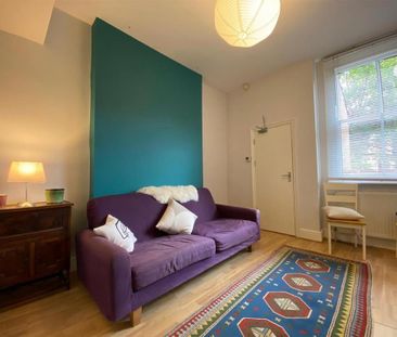 1 bedroom ground floor flat to rent - Photo 3