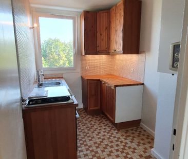 Location appartement 3 pièces, 64.76m², Joinville-le-Pont - Photo 2