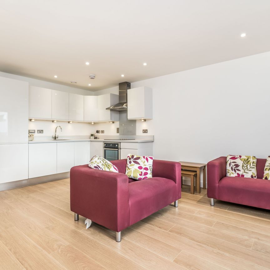 2 bedroom property to rent The Blake Building, Admirals Quay, Ocean Way, Southampton, SO14 - Photo 1