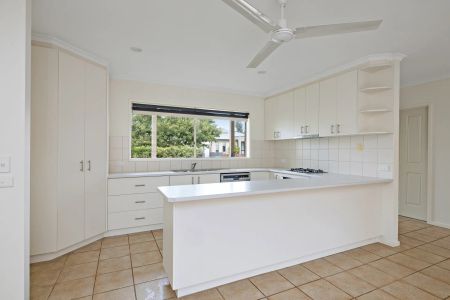 2A Moorfield Avenue, Rosebud. - Photo 5