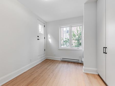 For Lease - 2528 Yonge Street Unit# 1, Toronto, Ontario - Photo 3