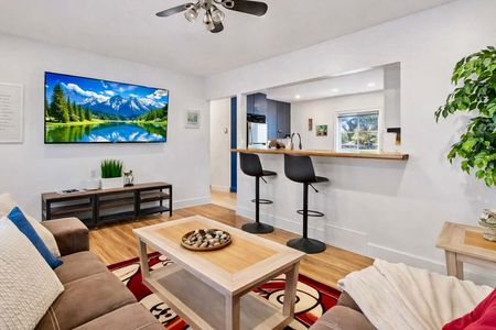 36 Avenue Northwest - Photo 3