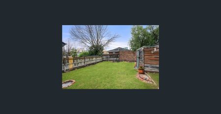 THE PERECT LOCATION WITH GENEROUS REAR GARDEN AND OFF STREET PARKING - Photo 5