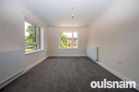 2 bedroom maisonette to rent - Photo 4