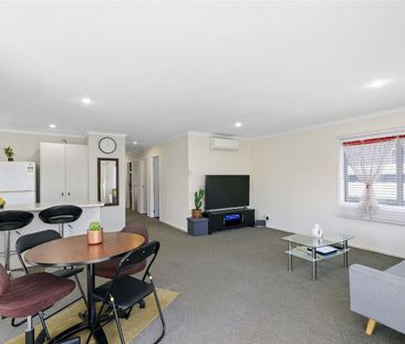 11 Hauora Lane, Taita - Photo 5