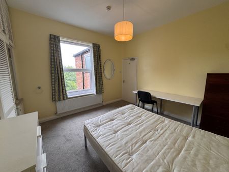 Main Avenue, Heworth - P10818 - Photo 5