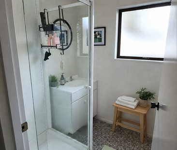 Warm & quiet, charming home + 22m2 storage - Photo 5