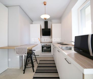 Apartament mobilat modern doua camere Avantgarden Coresi - Fotografie 6