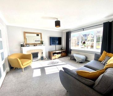 3 bedroom detached house to rent - Photo 3