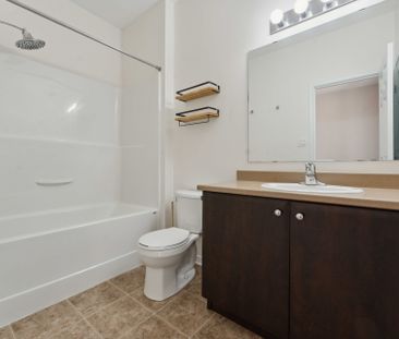 For Lease - 230 Shanly Private, Barrhaven, Ontario - Photo 1