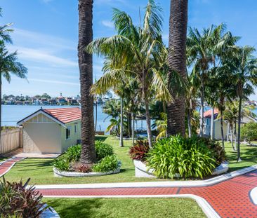 'bay View' - Landmark Waterfront Home - Photo 6