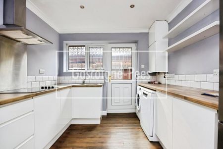 3 bedroom bungalow to rent - Photo 4