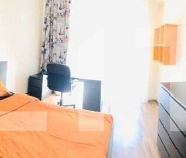 Apartament cu 4 camere, 140 mp, mobilat modern, gradina, 2 garaje, zona Grand Hotel Italia - Photo 6
