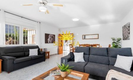 4 BEDROOM VILLA - CALPE - Photo 4