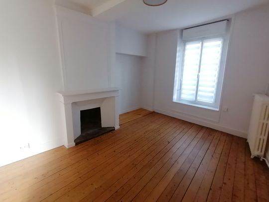 Location Appartement 2 pièces 53m² ISIGNY SUR MER 14230 - Photo 1