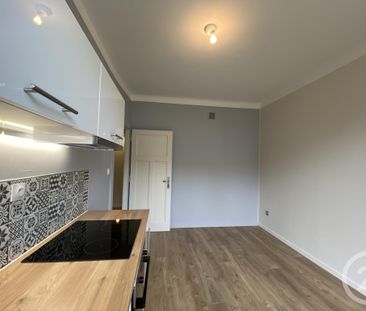 Location Appartement 2 pièces 45m² LONGEVILLE LES METZ 57050 - Photo 2