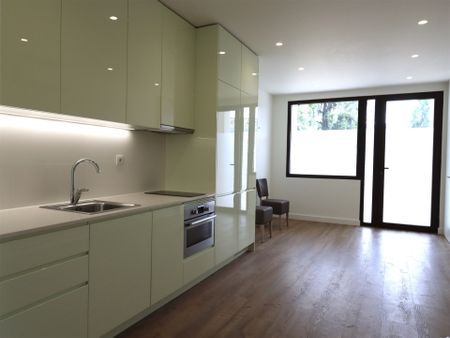 Apartamento T0 KITCHENET - Photo 2