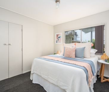 3 Bedroom Home in Karori - Photo 4