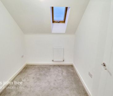 2 bedroom maisonette to rent - Photo 3