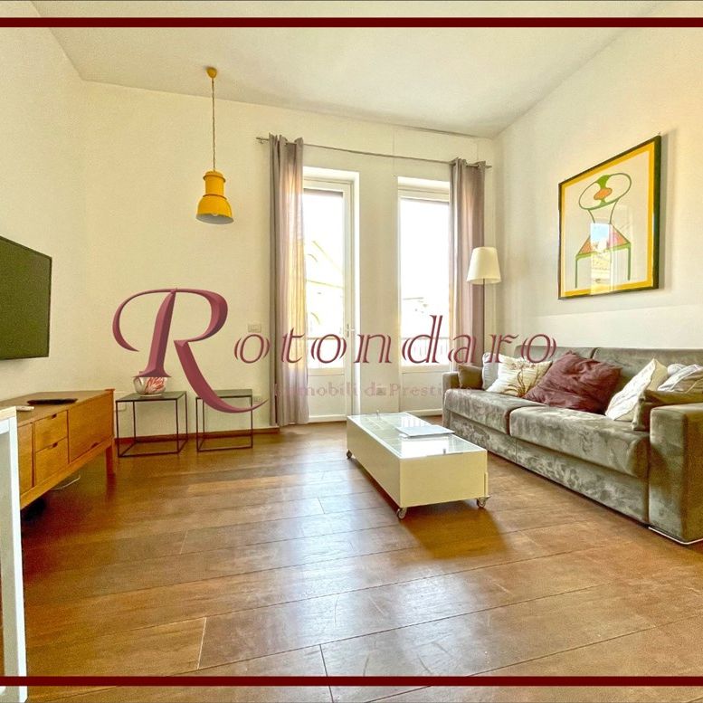 Affitto Residenziale - Milano Centro Storico - Piazza Sant'Ambrogio - Photo 1