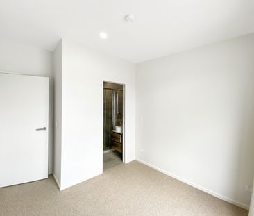 2 En Suite Townhouse for Rent + 1 car park - Photo 6