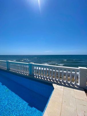 6 bedroom luxury Villa for rent in Guadalmina baja, Marbella, Malaga, Andalusia - Photo 1