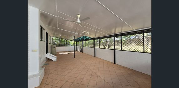 PRIME LOCATION NEAR BOTANIC GARDEN - Photo 2