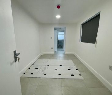 5 bedroom terraced house to rent - Photo 5