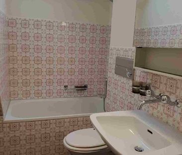 Altbauwohnung mit Flair mitten in der Stadt! - Photo 3