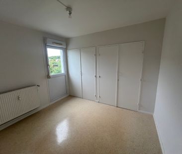 Location - Appartement T3 - 51 m² - Grand-Charmont - Photo 2