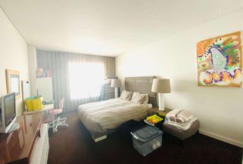 4 Bedroom Apartment with parking, Telheiras, Lisboa