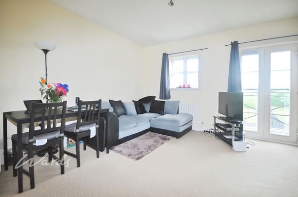 2 bedroom flat to rent - Photo 1