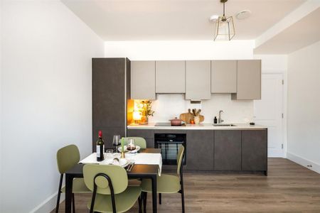 2 bedroom flat to rent - Photo 5