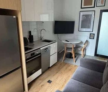 Modern 1BR Townhouse in Te Aro - Photo 4