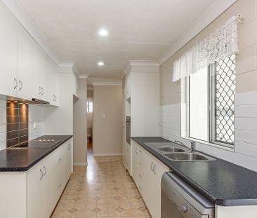 14 Goldfinch Court, Condon - Photo 1