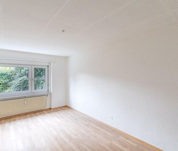 Gemütliche Wohnung mit Wintergarten und Balkon - Photo 4