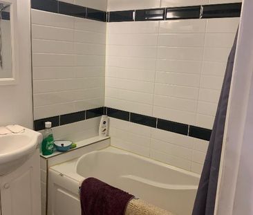 3 1/2 à louer de 450 pied carré - Photo 1