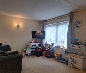 2 bedroom ground floor maisonette to rent - Photo 6