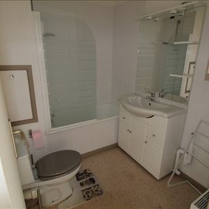 Location Appartement 1 pièce 25m² - Photo 2