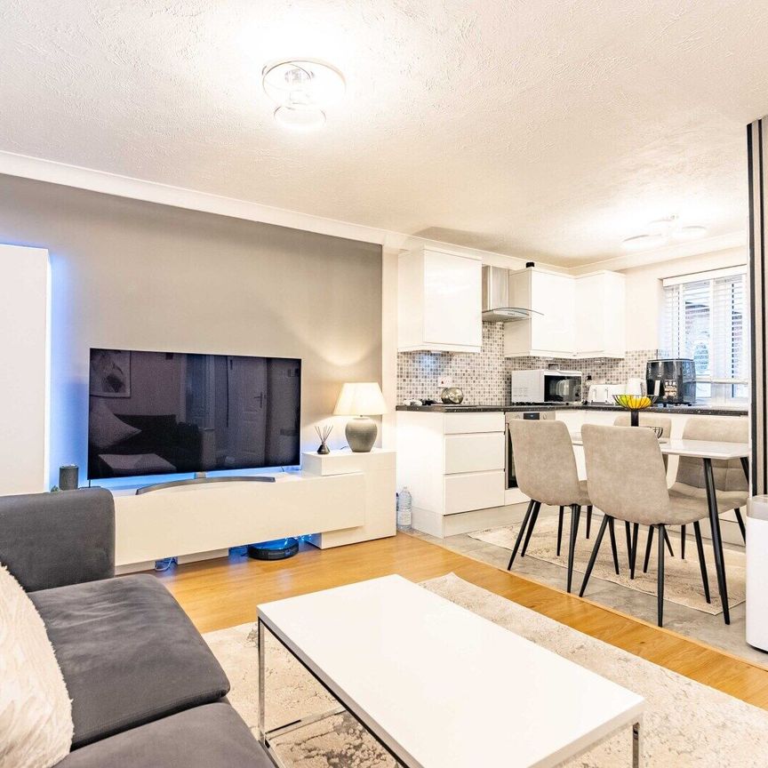 Available furnished from 02/02/2026 - Photo 1