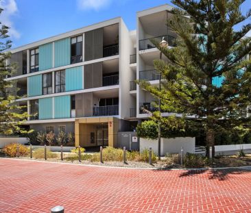 13/22 Heirisson Way, North Coogee. - Photo 2