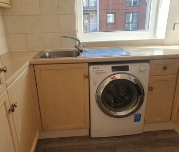 2 bedroom apartment to rent - Photo 5